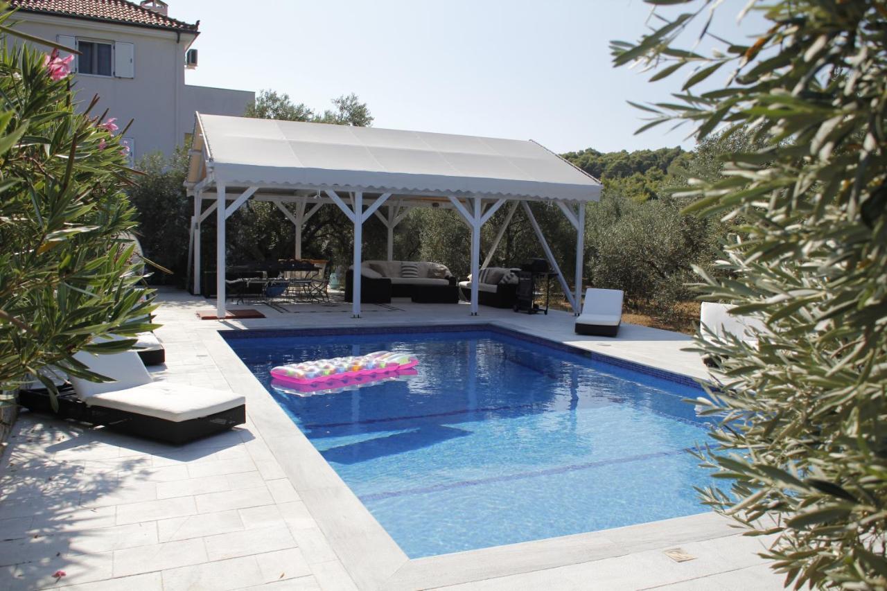 Chiqui Luxury Apartments Αλόννησος Εξωτερικό φωτογραφία