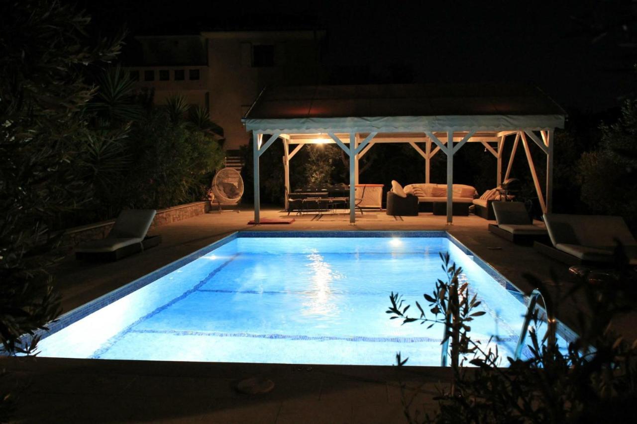 Chiqui Luxury Apartments Αλόννησος Εξωτερικό φωτογραφία